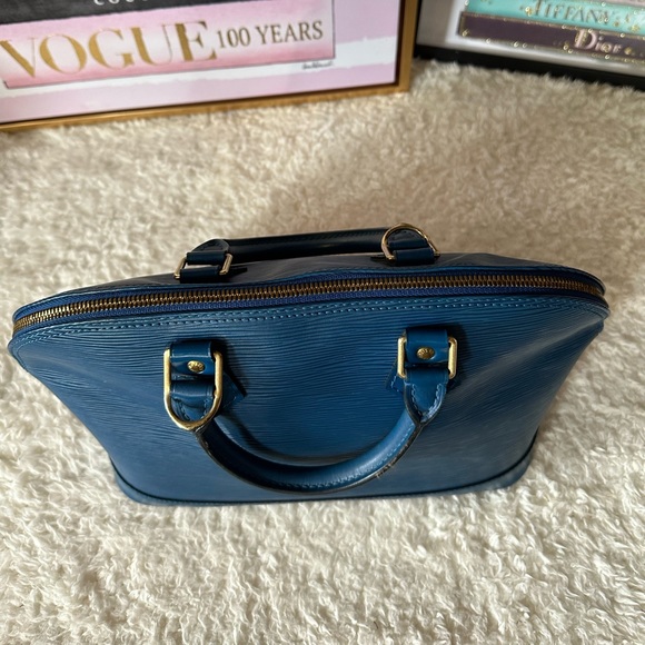Louis Vuitton Blue Epi Leather Alma PM - Picture 5 of 16